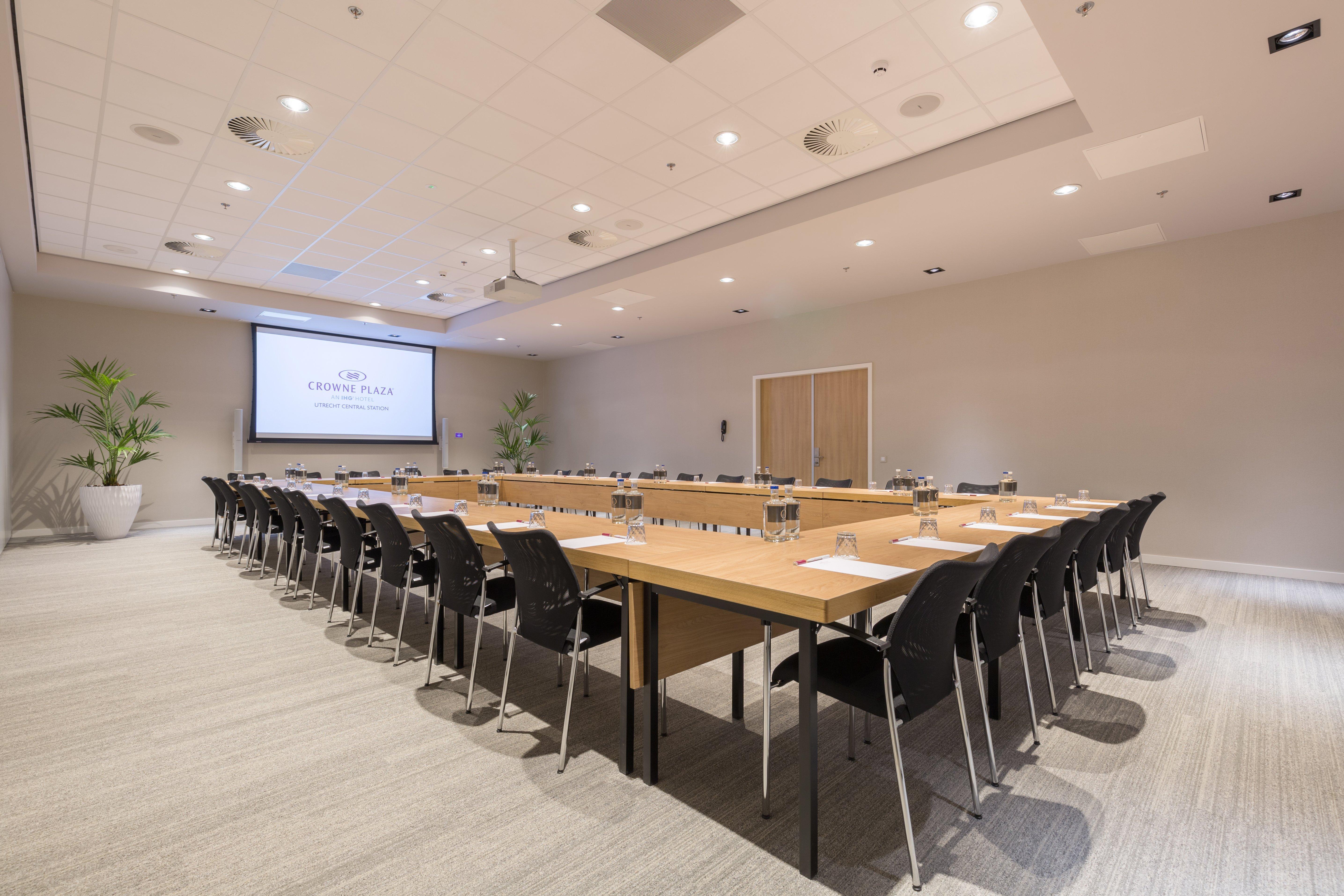 Crowne Plaza Utrecht - Central Station By Ihg Экстерьер фото