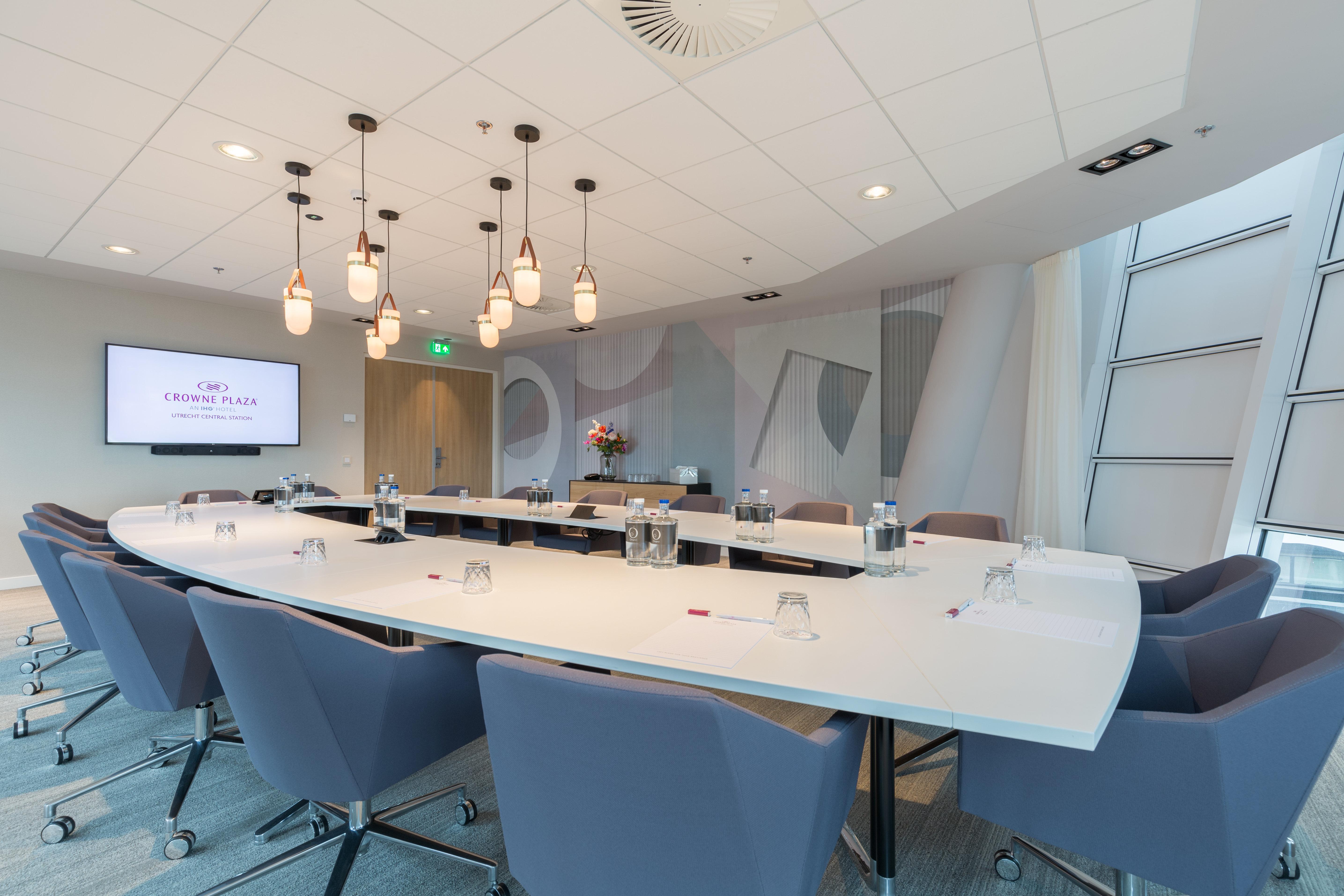 Crowne Plaza Utrecht - Central Station By Ihg Экстерьер фото